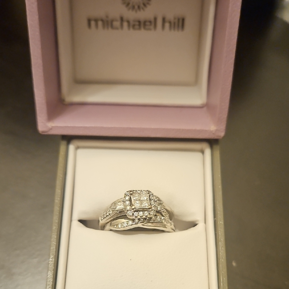 Silver Solitaire Diamond Ring with Pavé Detailing